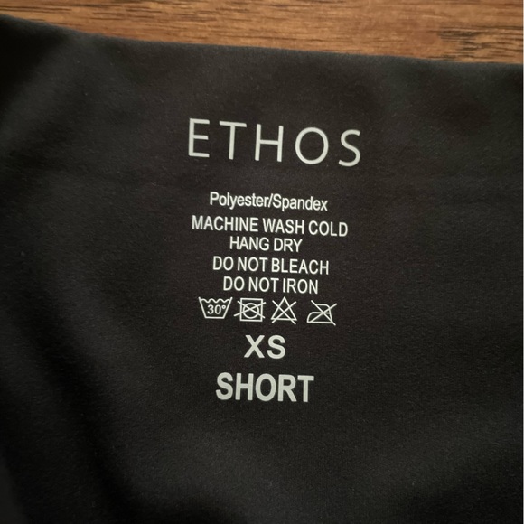 NEW Ethos Black Leggings with Pockets Size XS Short - Picture 3 of 7